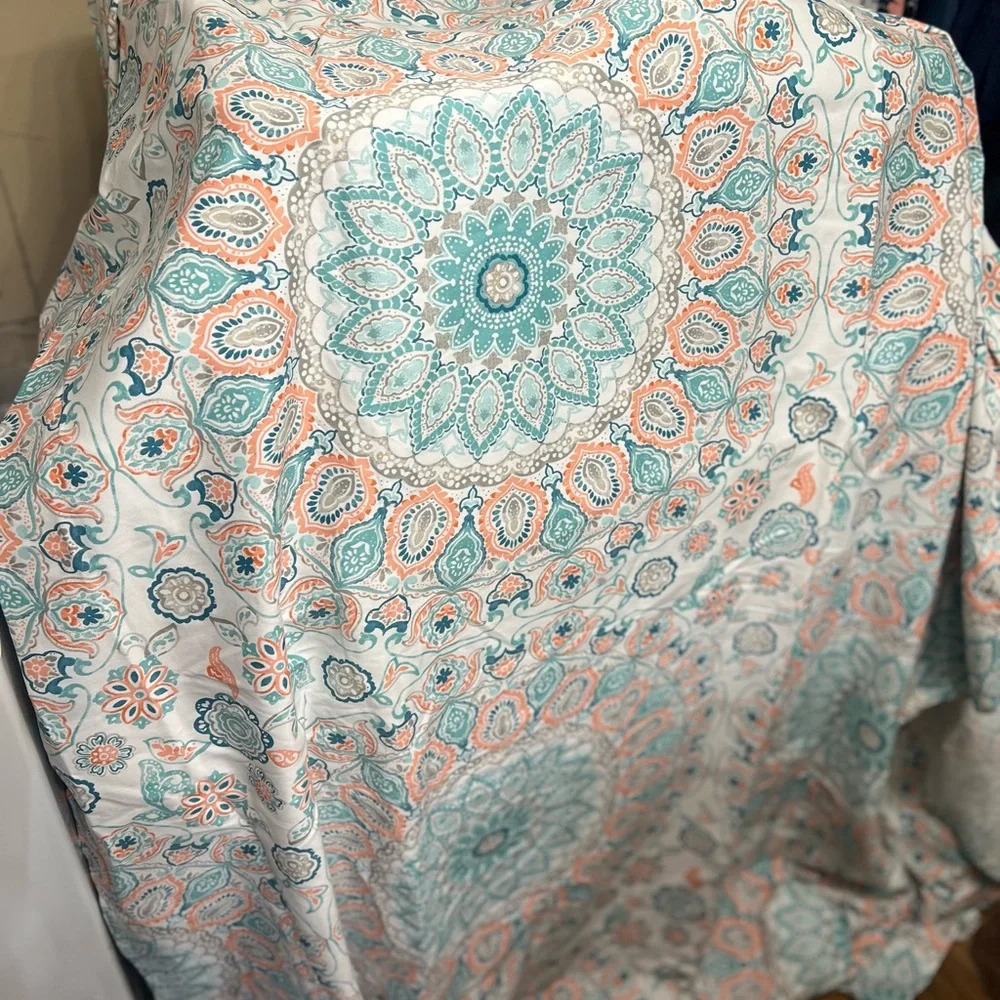 Cynthia Rowley Fabric Shower Curtain Boho Medallion Paisley Aqua Coral 72x72 